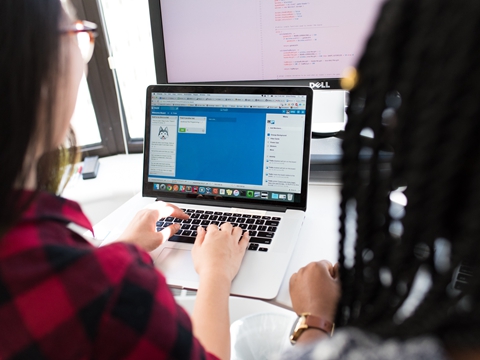 比亞迪2025年在塞浦路斯設歐洲總部：備案、注冊與稅務解析