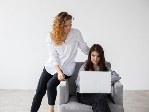 2025開曼公司注冊全攻略：稅務(wù)、法律與合規(guī)解析